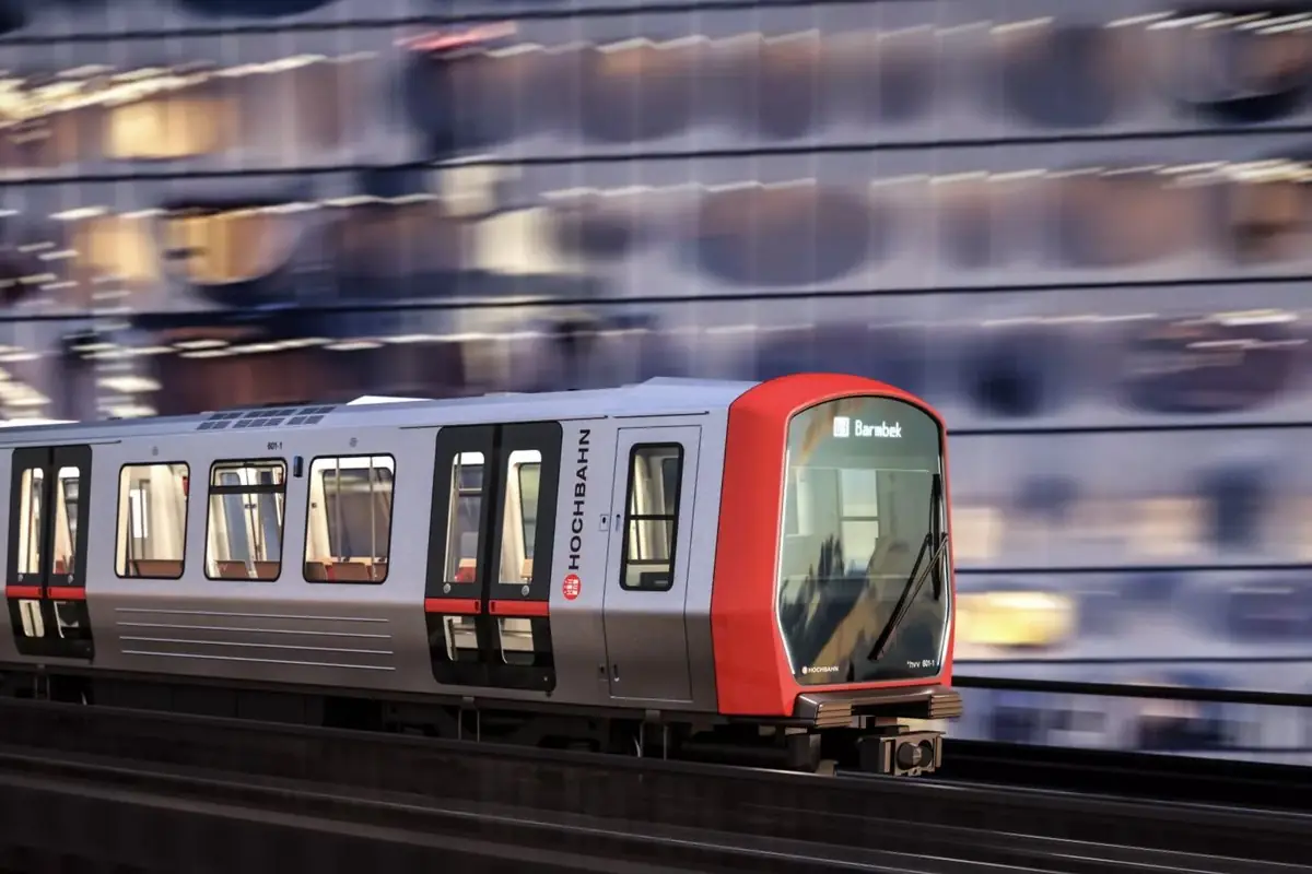 U-Bahn der Hamburger Hochbahn – die U2 liegt 180 Meter entfernt